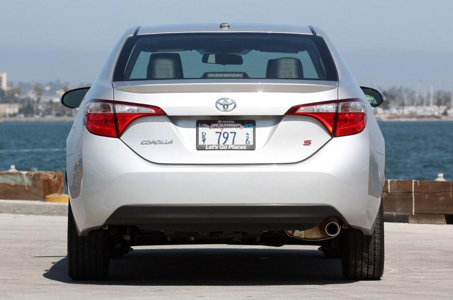  Toyota Corolla 2014 года  (фото 72 из 212)